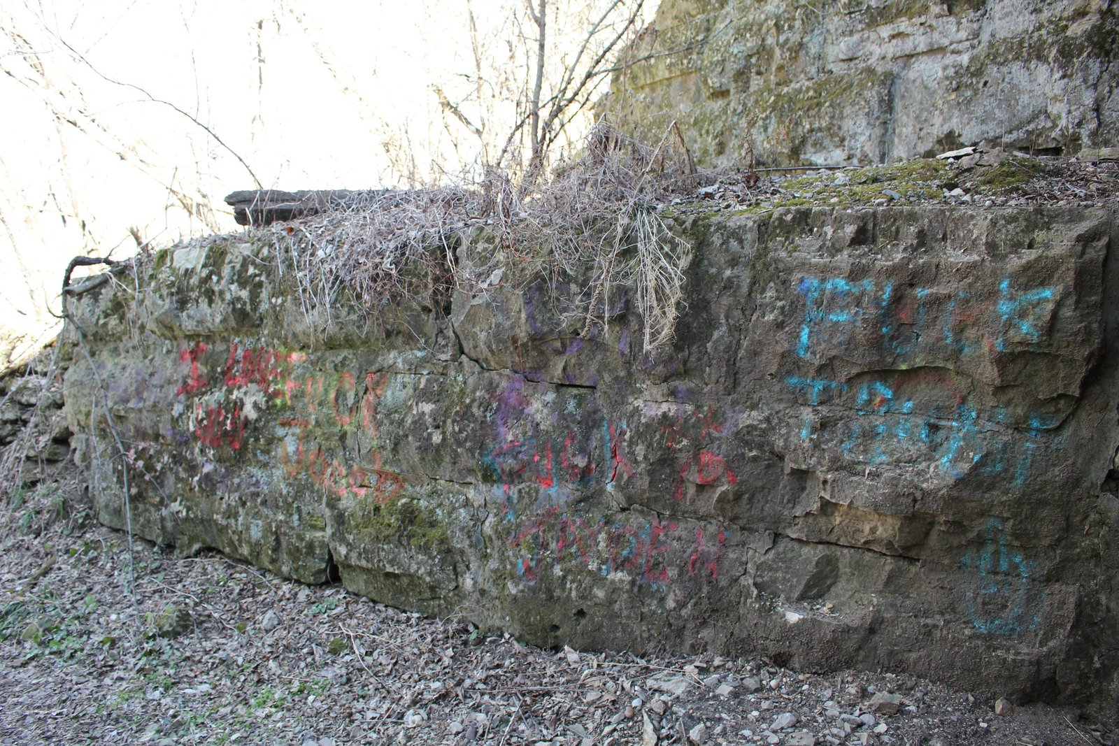 Details of east pier